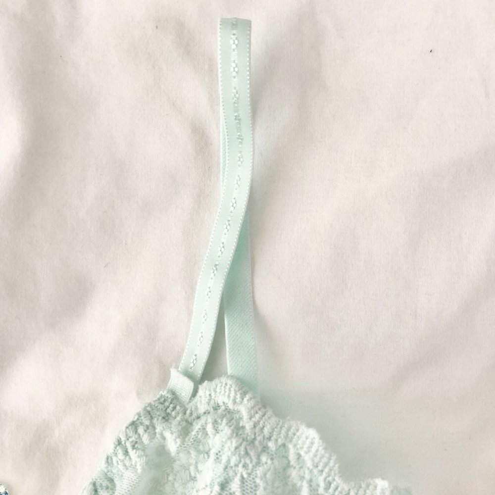 New Free People Daydreamer Ice Fog Lace Bra - Picture 5 of 14